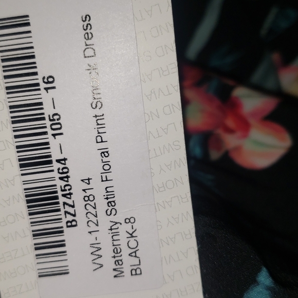 MATERNITY SATIN FLORAL PRINT SMOCK DRESS - Picture 2 of 5